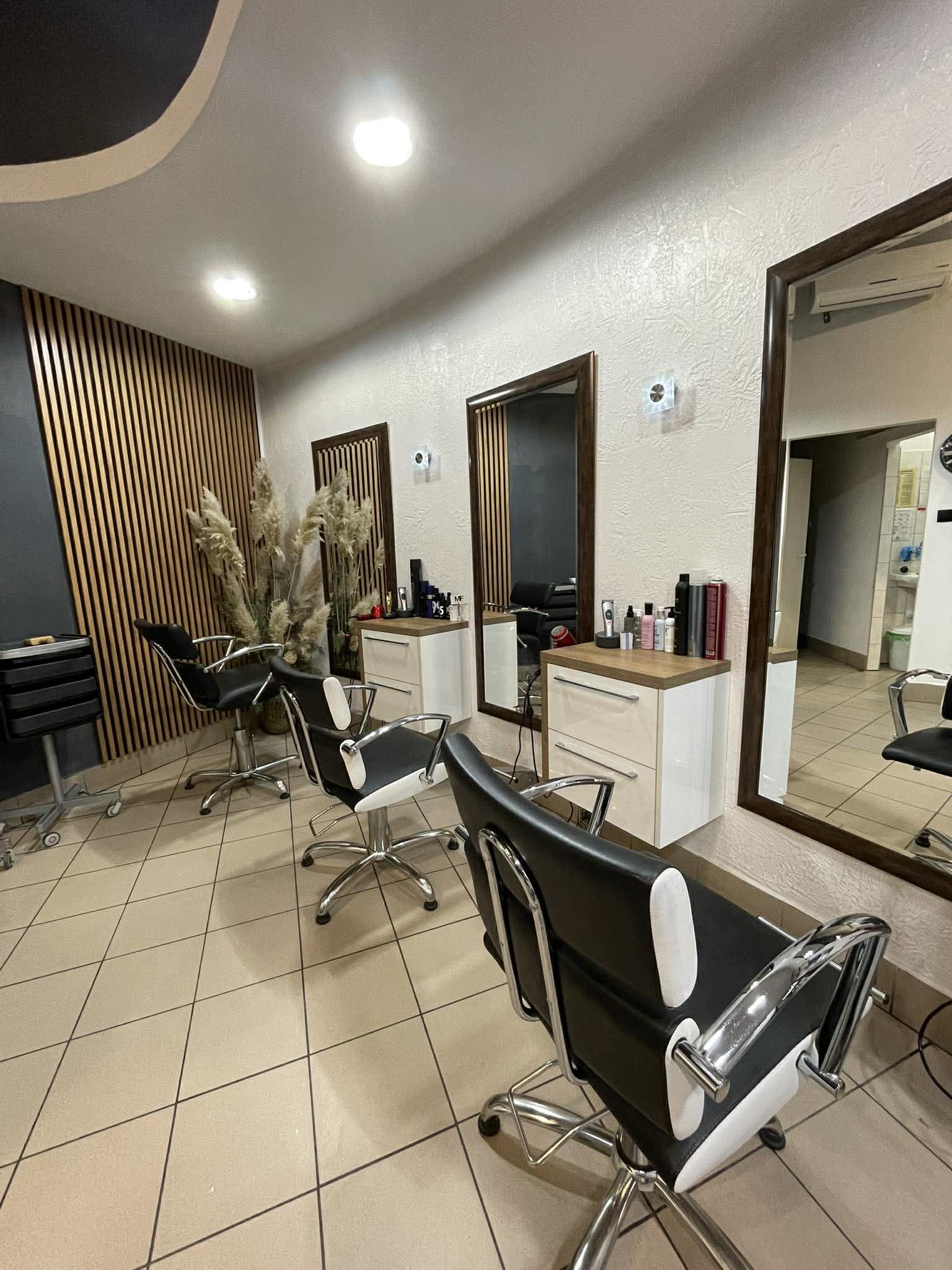 Produkty Wella i sprzęt w salonie Magia Fryzur Jasło